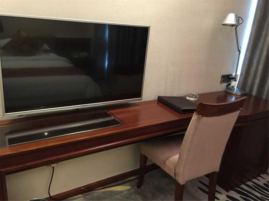 The Century Hotel Zhongshan  Rum bild