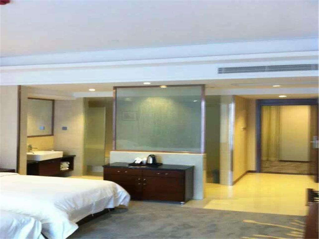 The Century Hotel Zhongshan  Exteriör bild